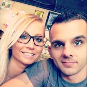 Meet your Posher, Sency